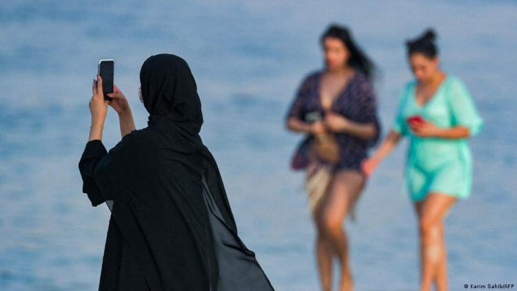 The United Arab Emirates as a model for women's rights in the Middle East: Projection or Reality?
