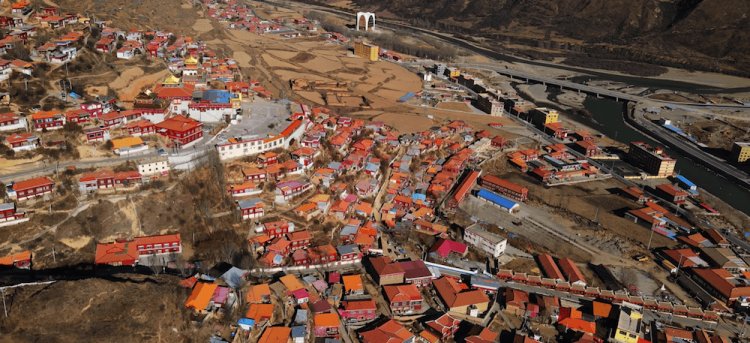 Buddha Statues And Prayer Wheels Knocked Down In Tibet’s Kham Region