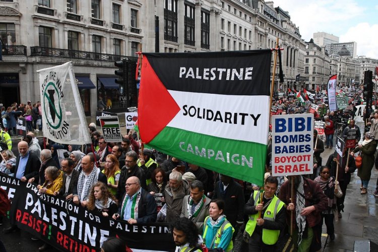 British Government Plans to Outlaw BDS Movement in the UK