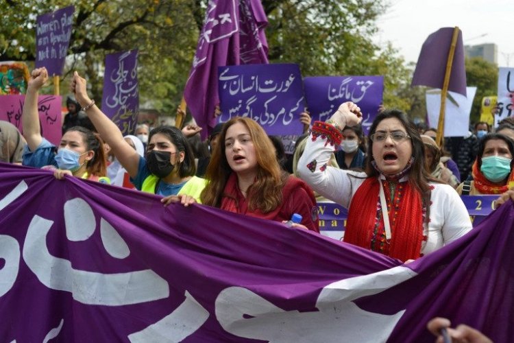 International Women’s Day in Pakistan: Aurat March & Ministerial Request to Replace the Day with “Hijab Day”