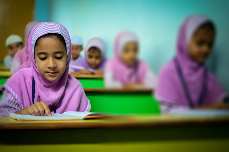 Karnataka High Court Upholds State Government’s Order on Ban of Headscarves in Classrooms