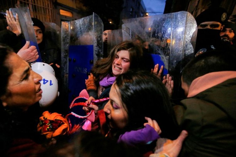 International Women’s Day protestors in Turkey clashed with the police