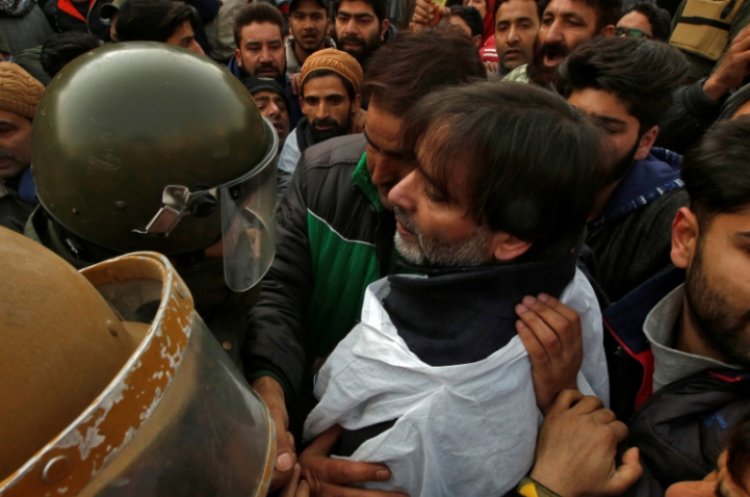 Pakistan denounces the conviction of top Kasmiri separatist by Delhi High Court
