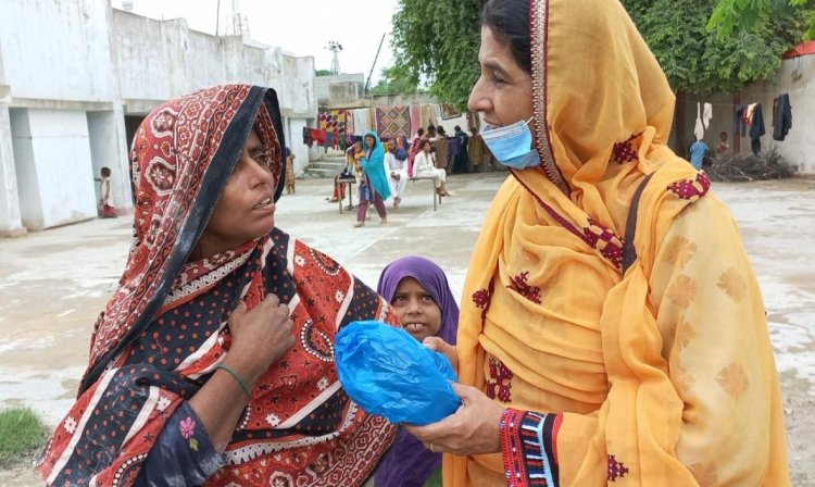 Women in Pakistan Shamed For Menstruation During Flood Crisis