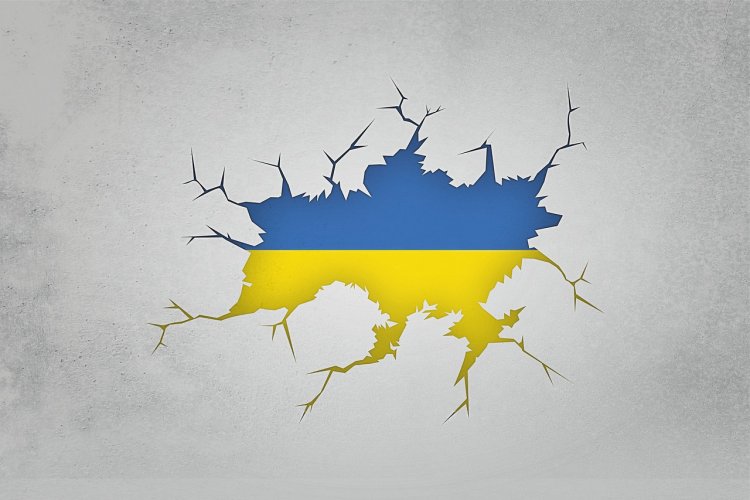 Izyum, Ukraine: Mass graves and signs of torture