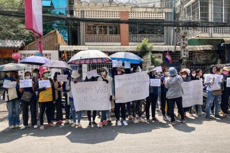 Media freedom at stake in Cambodia: government closes access to media outlets